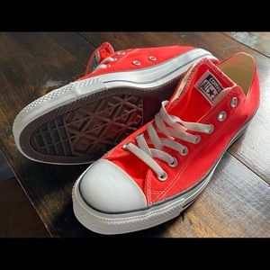 Converse size 9 mens